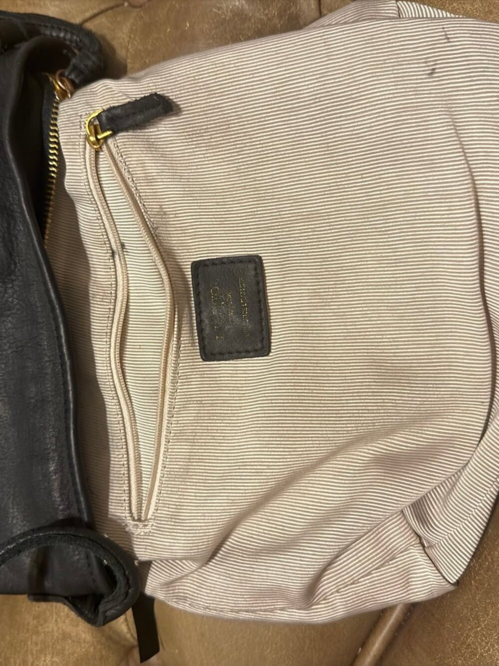 Margot New York Black Leather Crossbody Bag - Picture 3 of 8